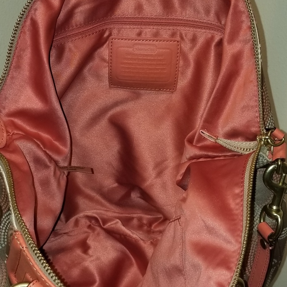 Coach handbag - Picture 3 of 3